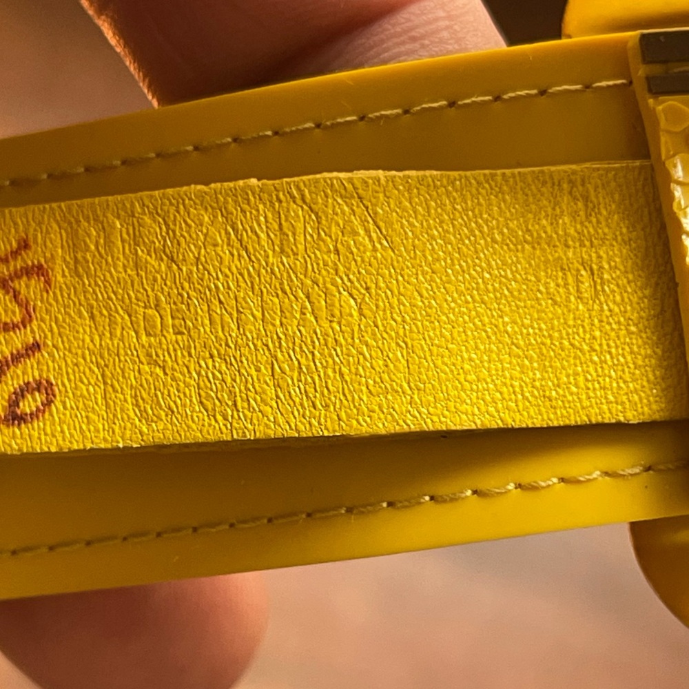 Woman’s Prada plastic with leather yellow belt - Picture 9 of 9
